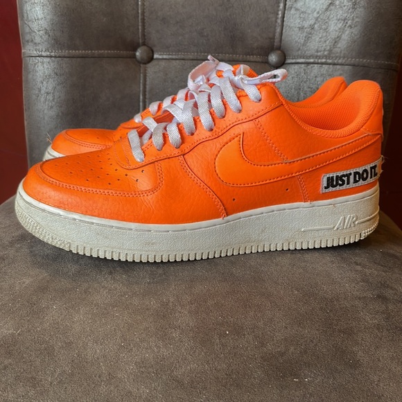 Nike Shoes Preowned Nike Mens Sz 9 Air Force Orange Leather